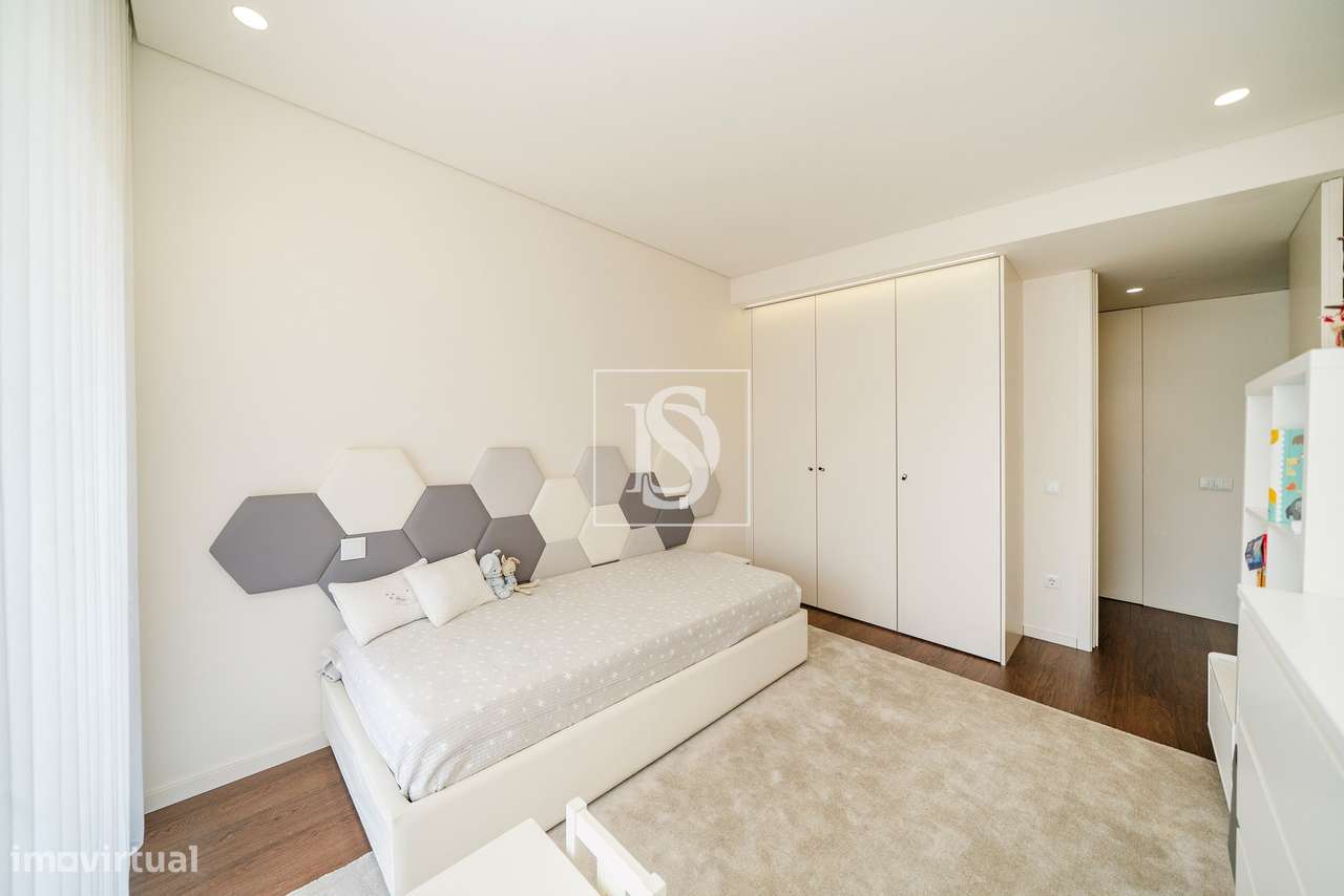 Apartamento T4 de Luxo, no Mira Rio 3, em Barcelinhos-44