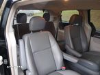 Chrysler Town & Country 3.6 Touring - 14