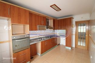 Apartamento T3 no Carregado (CARR022)