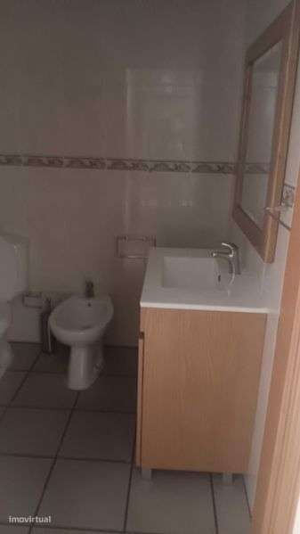 Apartamento T3 com garagem a 200 metros  do Minipreço em Chaves - Grande imagem: 4/6