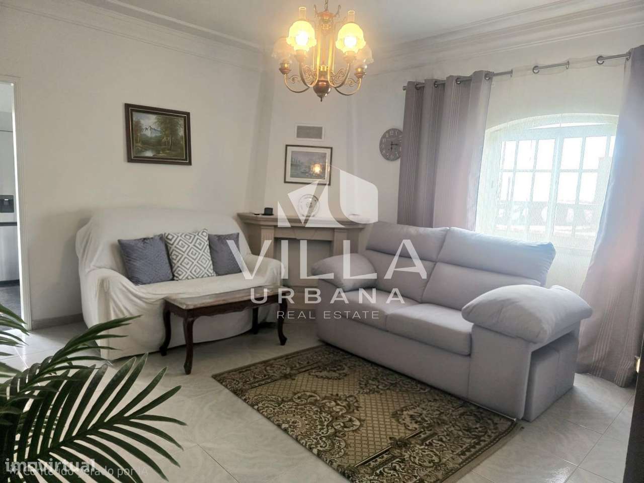 Moradia T4+1 em zona privilegiada nos Foros de Amora - Grande imagem: 5/31