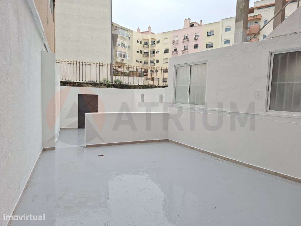 Apresento-lhe este magnífico apartamento, localizado no coração de ...-7