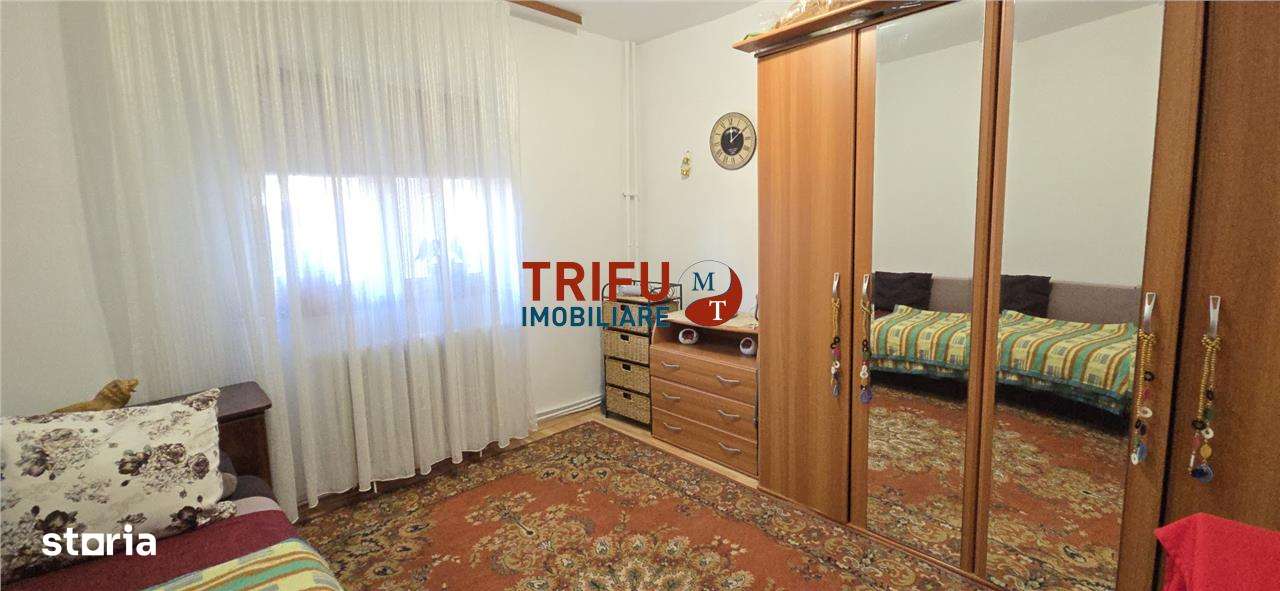 Apartament 4 camere cu pivnita strada Closca - Imagine principală: 4/12