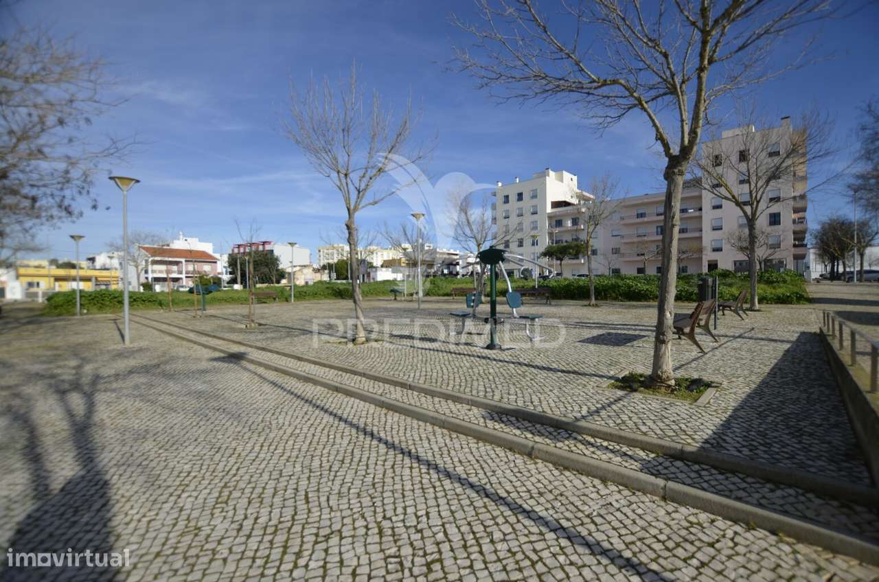 Terreno para construir para 15 fogos mais 1 loja em Loulé - Grande imagem: 5/10