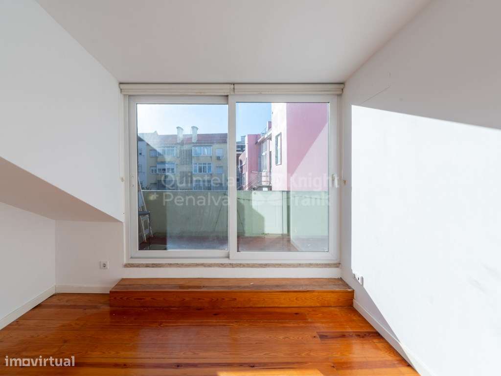 Apartamento T1 com terraço, nas Avenidas Novas-9