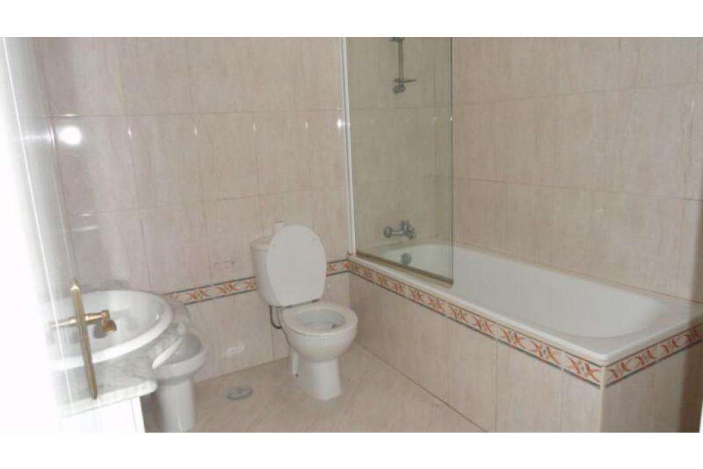 Moradia T3 - viana do castelo - Grande imagem: 1/7