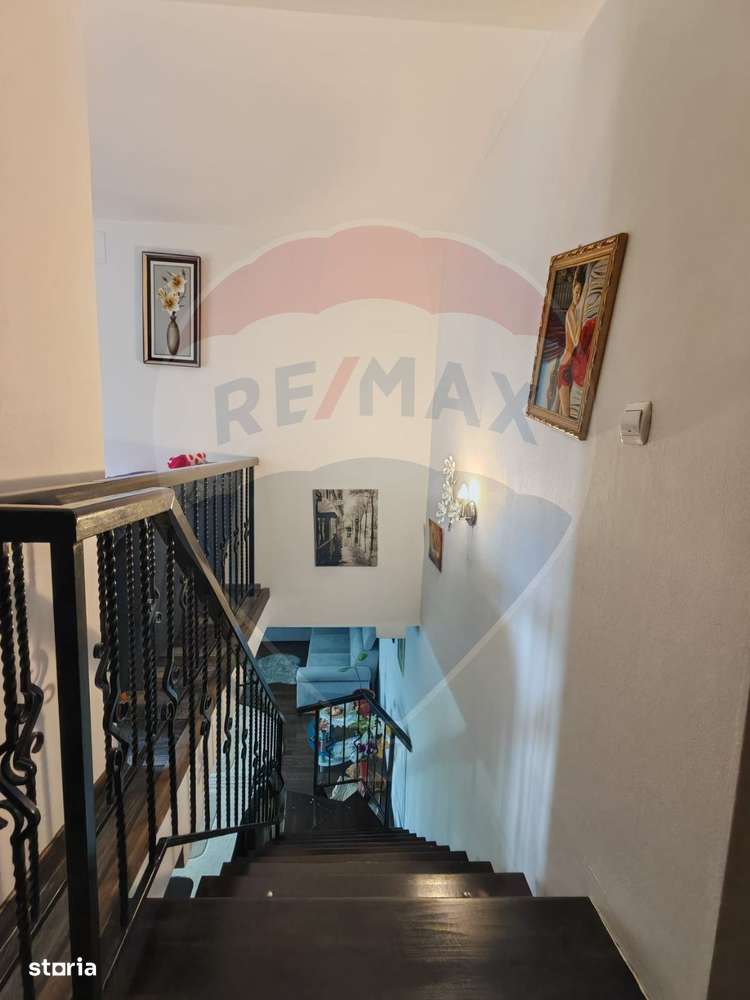 Casă / Vilă oportunitate cu 5 camere priveliste frumoasa-7