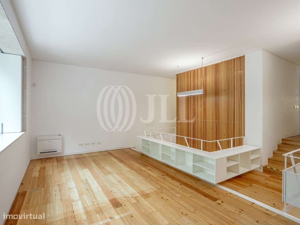 Apartamento T0+1 duplex, junto ao Parque Eduardo VII - Grande imagem: 4/19