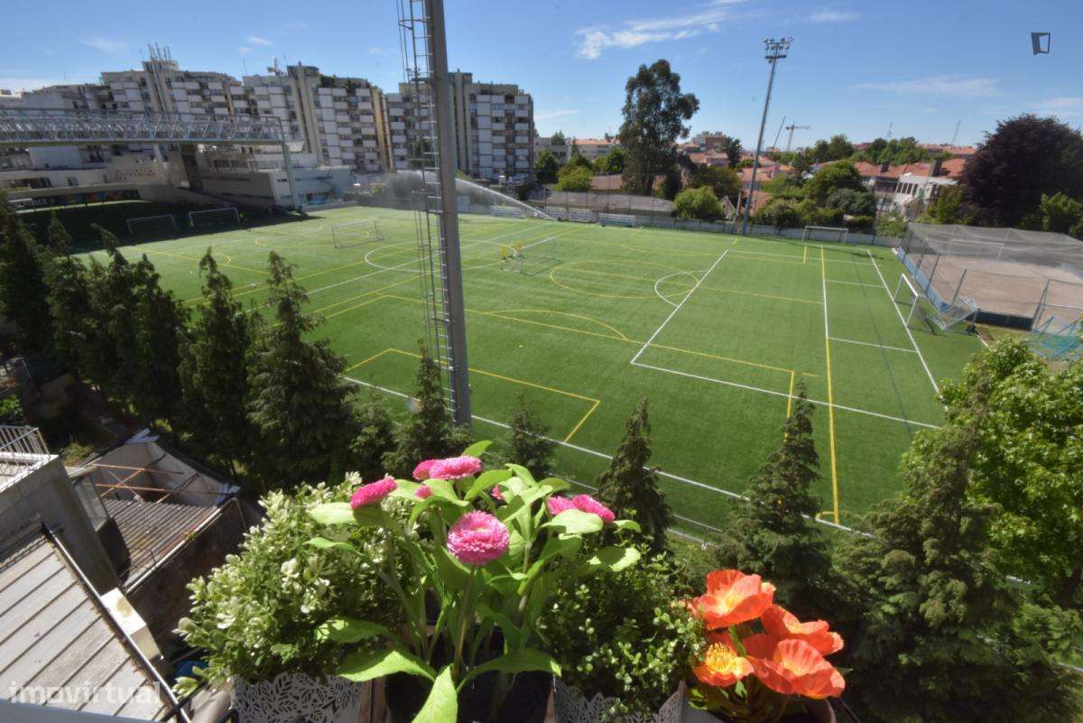 Estúdio - localizado em Paranhos Porto - Grande imagem: 4/6