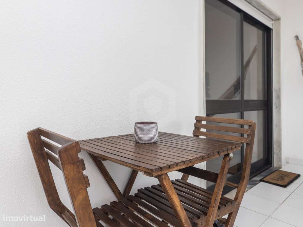 Apartamento T2 remodelado - Quinta de Sto. António a 600 metros da ...-33