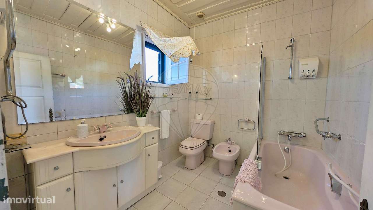 Moradia T4 para venda-12