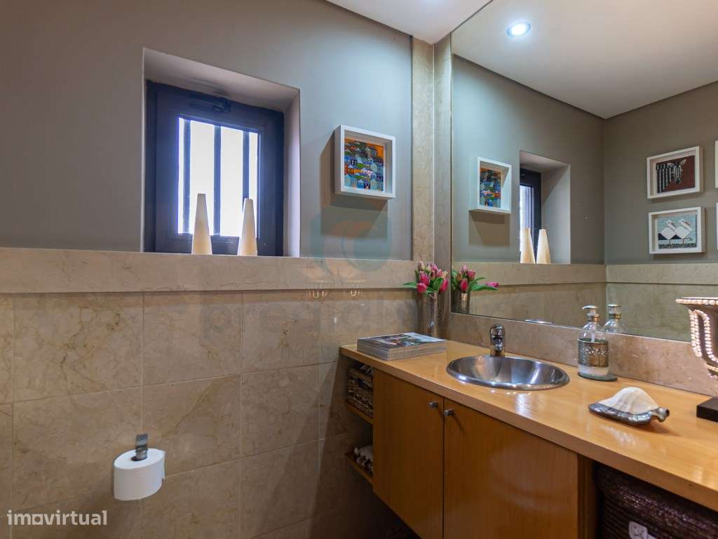 Moradia T5 em Vilarinha-23