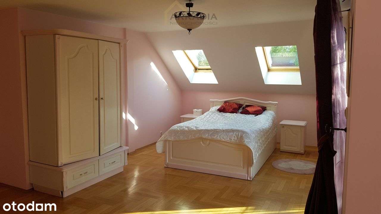 Elegancka podmiejska willa! z pompą ciepła!-8