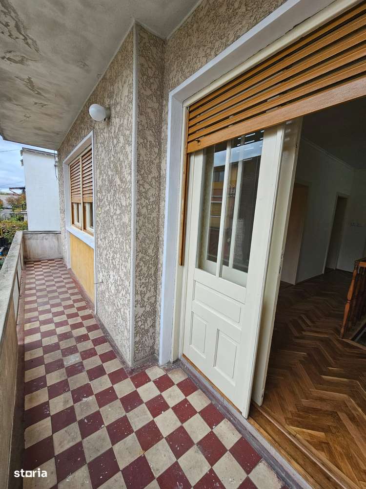 Casa ultracentrala ,zona Liceul Pedagogic - Imagine principală: 5/15