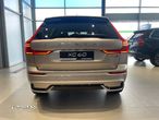 Volvo XC 60 B4 MHEV AT AWD Plus Dark - 7