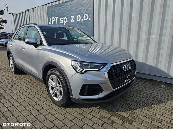 Audi Q3 35 TFSI S tronic - 1