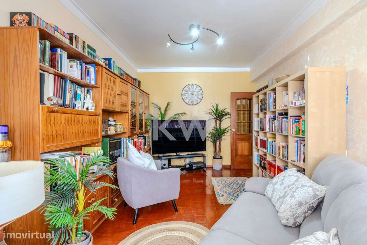 Apartamento T3 na Quinta do Serrado, próximo da FCT e Egas Moniz, Alma - Grande imagem: 5/29