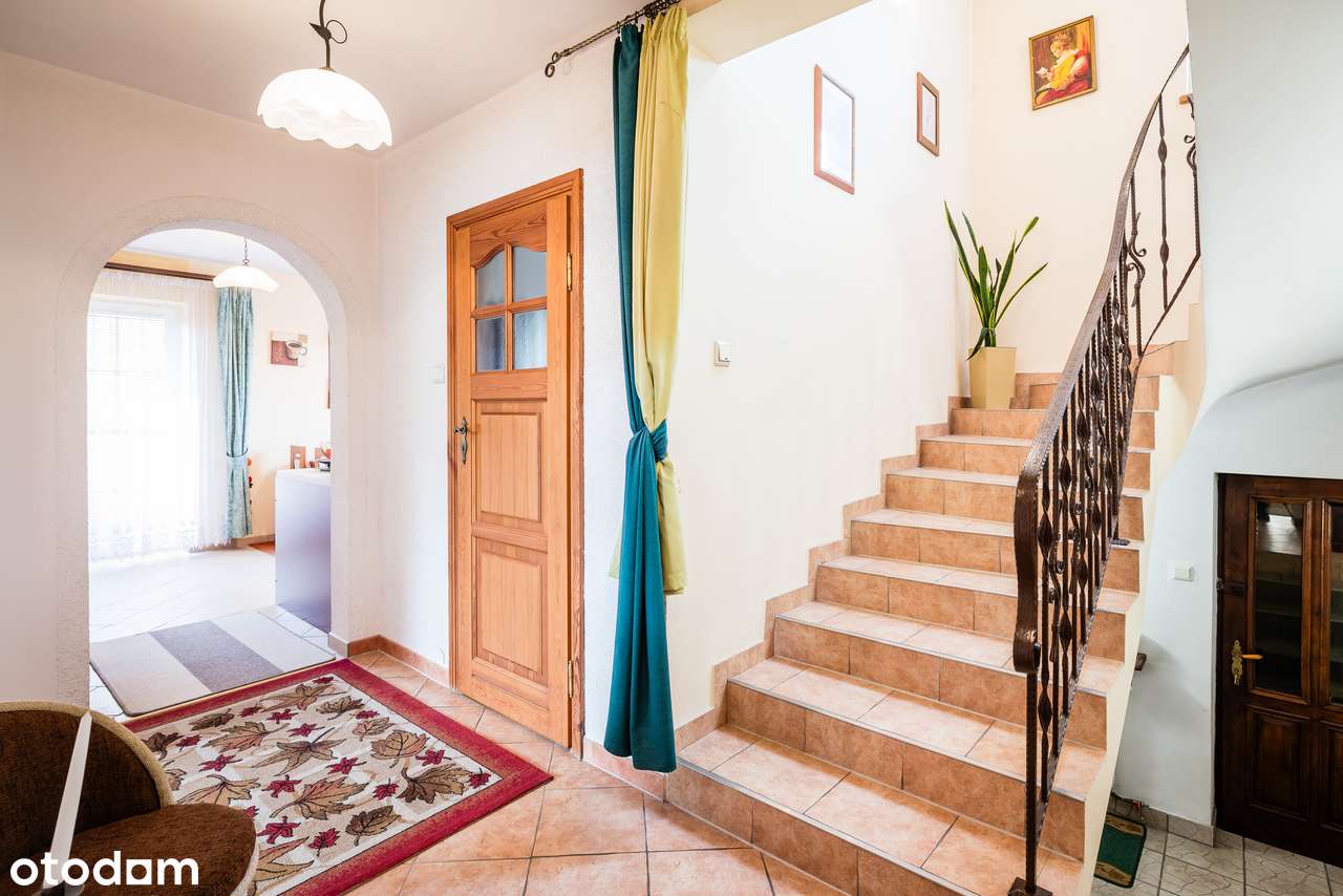 Kraków-Bieżanów-Dom wolnostojący na działce 10 arowej-9