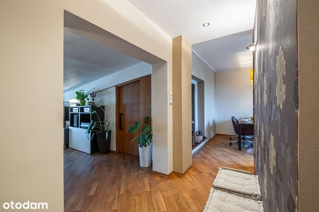 Centrum Gdyni - eleganckie i funkcjonalne 3 pokoje-8