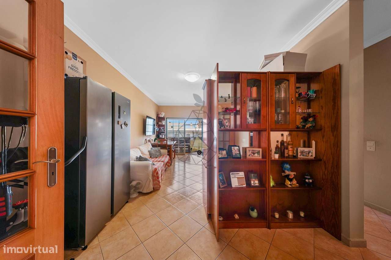 Apartamento T1+3 com Vista Mar do terraço em Quarteira-17