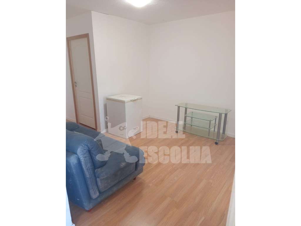 T2 - STº ANTÓNIO DOS CAVALEIROS 280 000€-6