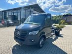 Mercedes-Benz Sprinter - 2