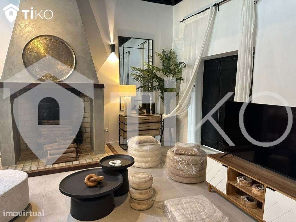 Moradia T5 Remodelada, Estilo e Conforto no Centro de Azambuja - Grande imagem: 2/10