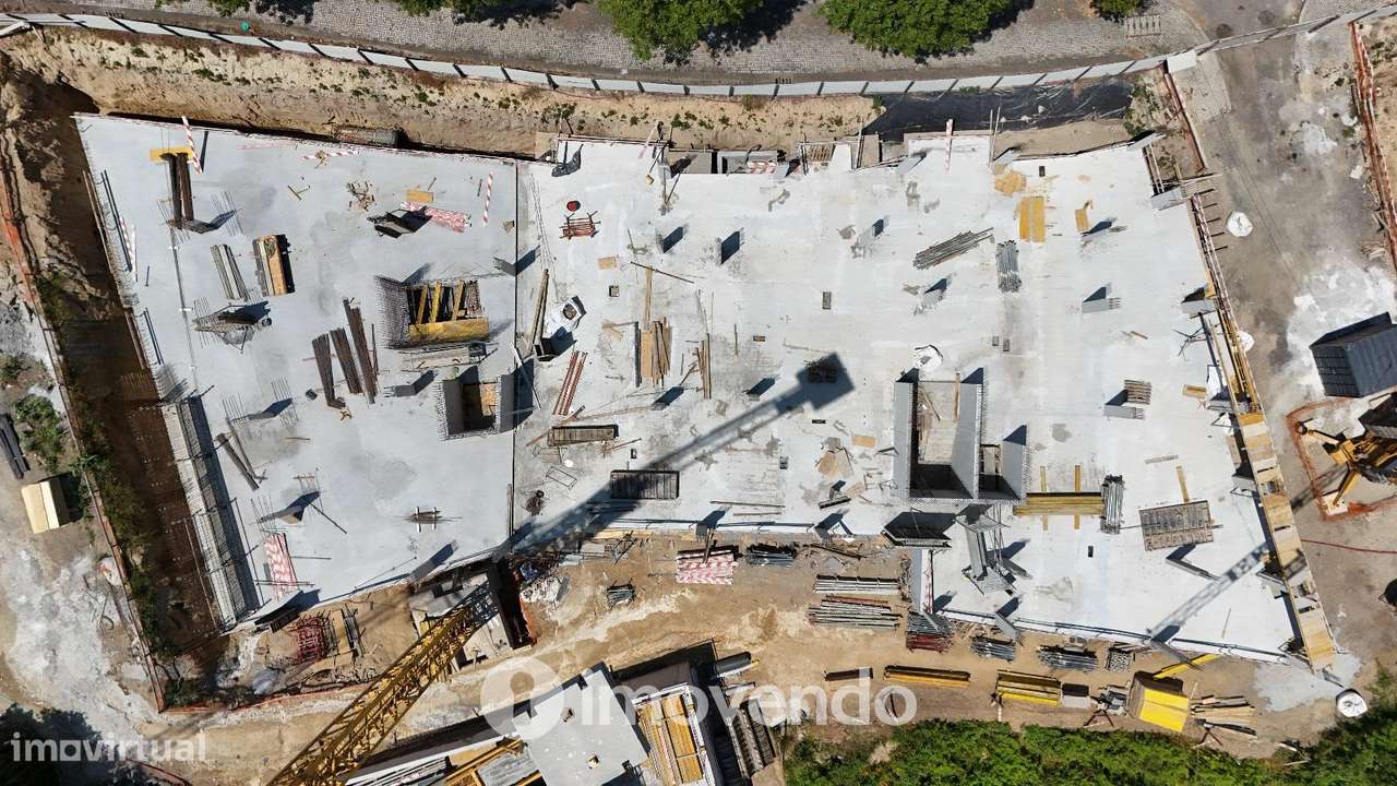 Apartamento T2 novo, com vista Rio, no Empreendimento D'Ouro Mar-28