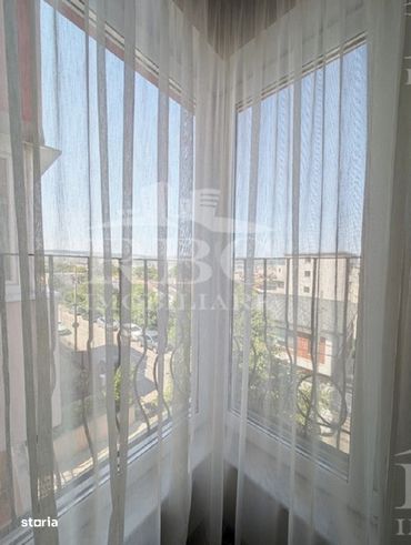 Apartament cu 3 camere 80 mp finisat semicentral-11