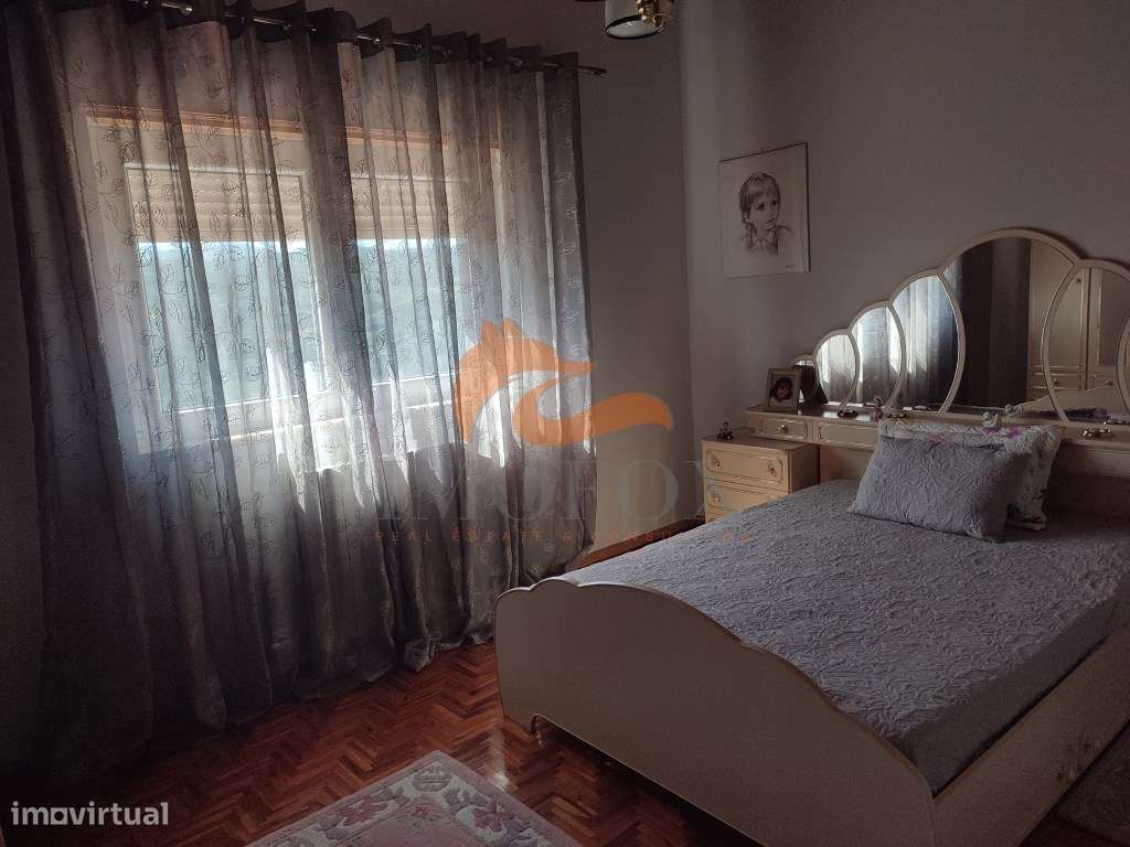 Moradia com jardim e garagem em Santa Ovaia, Oliveira do Hospital-10