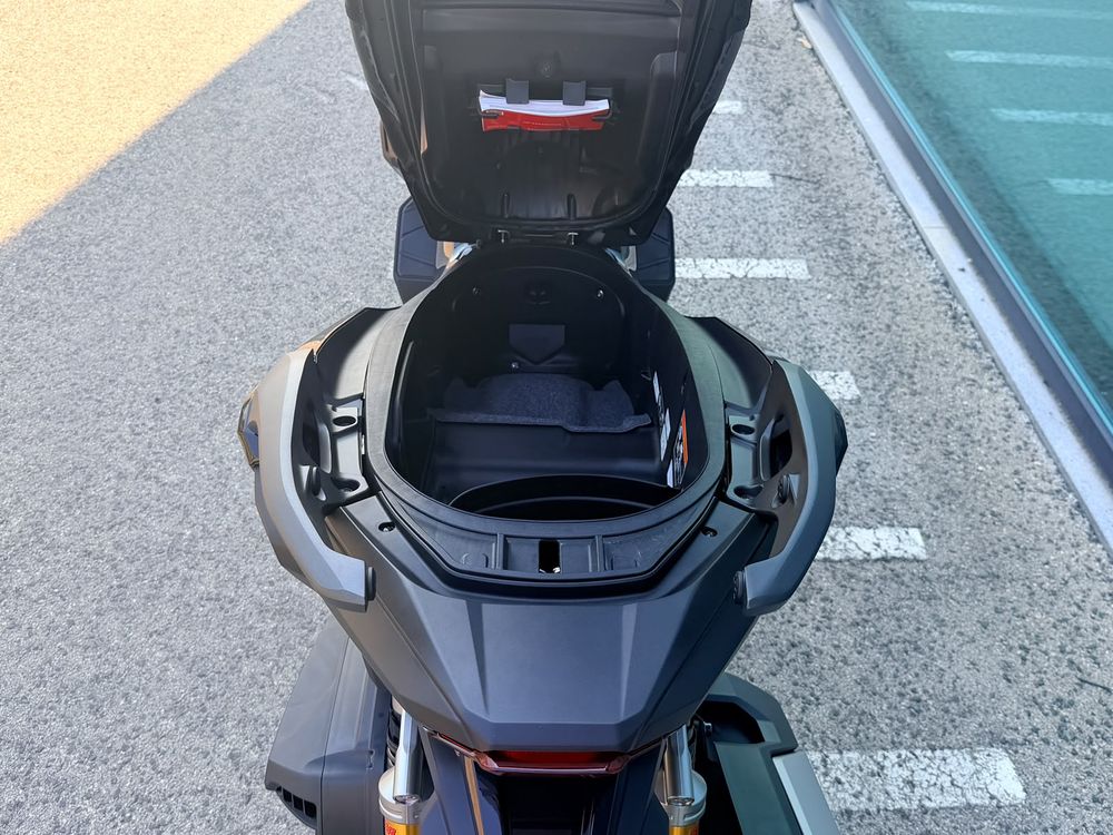 Honda ADV