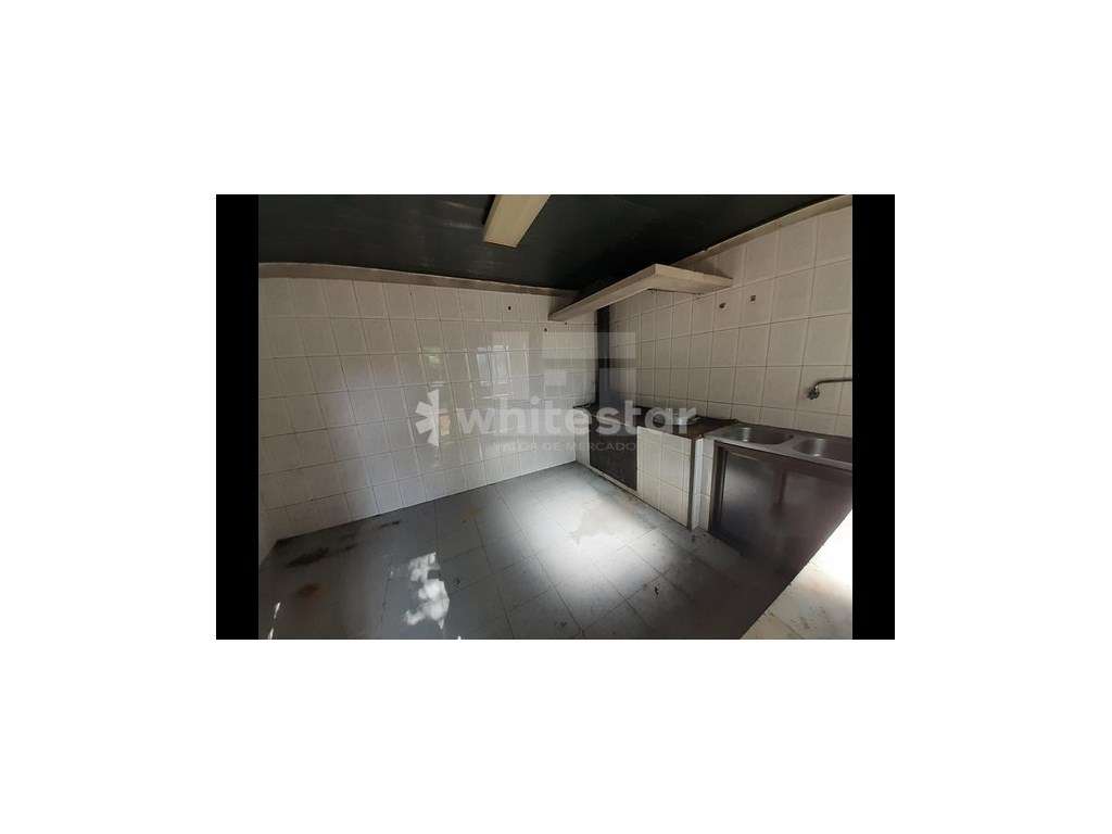 Moradia em estado razoável. - Grande imagem: 2/16