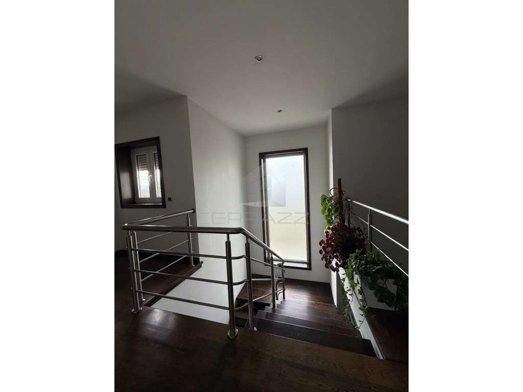 Casa de luxo à entrada da cidade de chaves-18