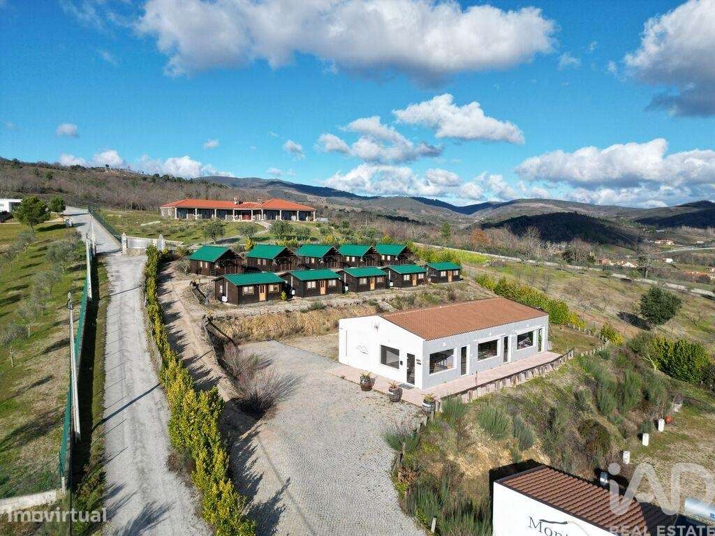 Casa de Campo T10 em Podence e Santa Combinha de 380,00 m2 - Grande imagem: 4/30