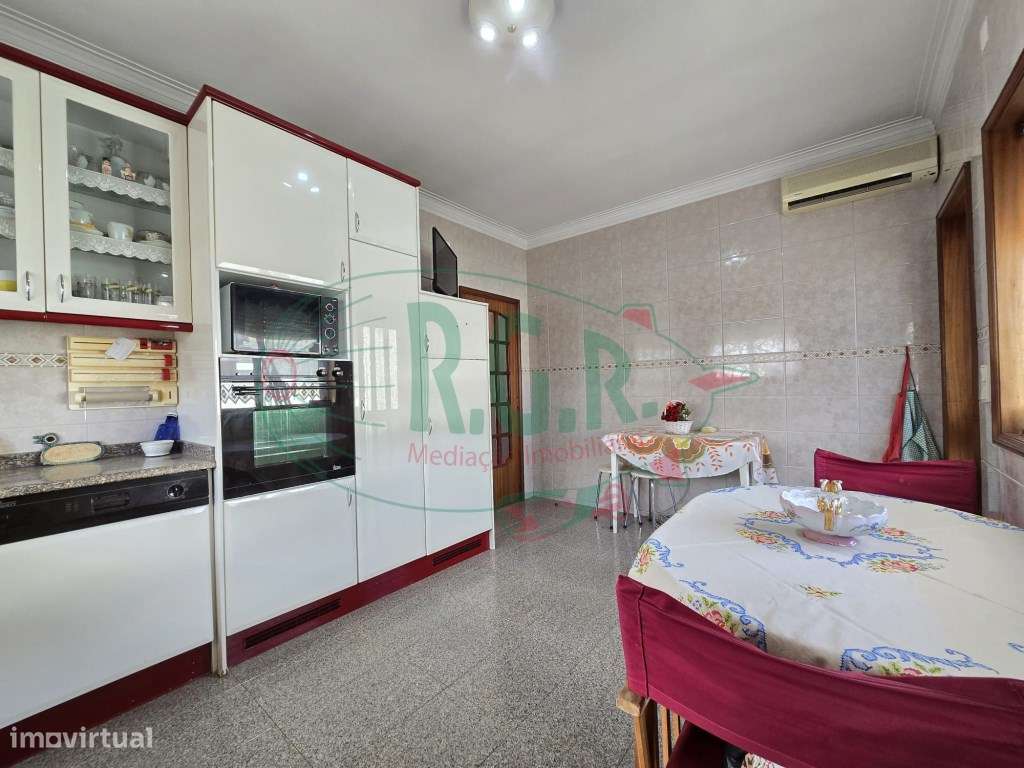 MORADIA T3 | 4 FRENTES | SÃO COSME-14