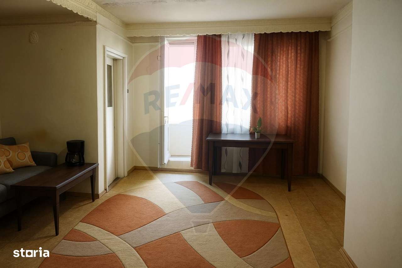 Garsonieră luminoasă și bine compartimentată,-5