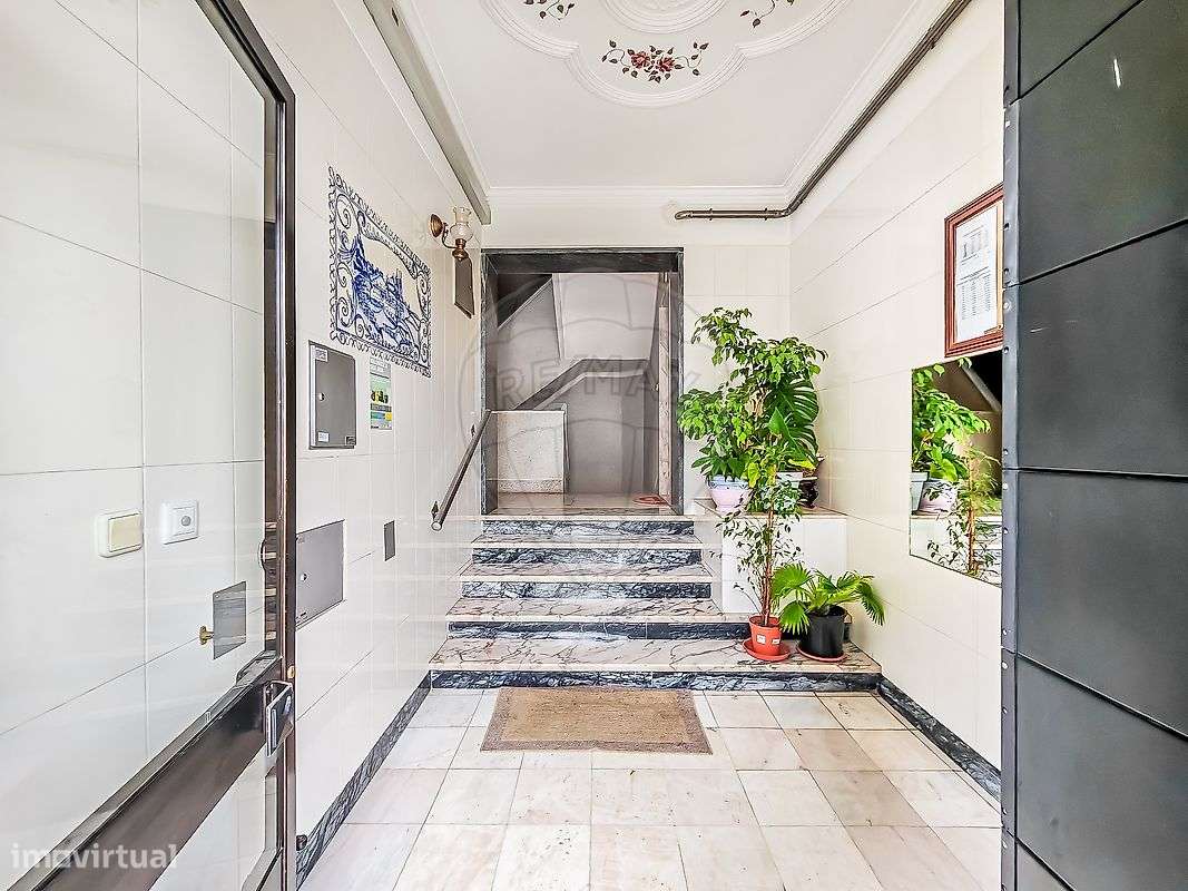 Apartamento T0 para venda - Grande imagem: 2/22