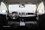 Toyota RAV4 2.2 D-4D 4x4 Automatik Comfort - 6
