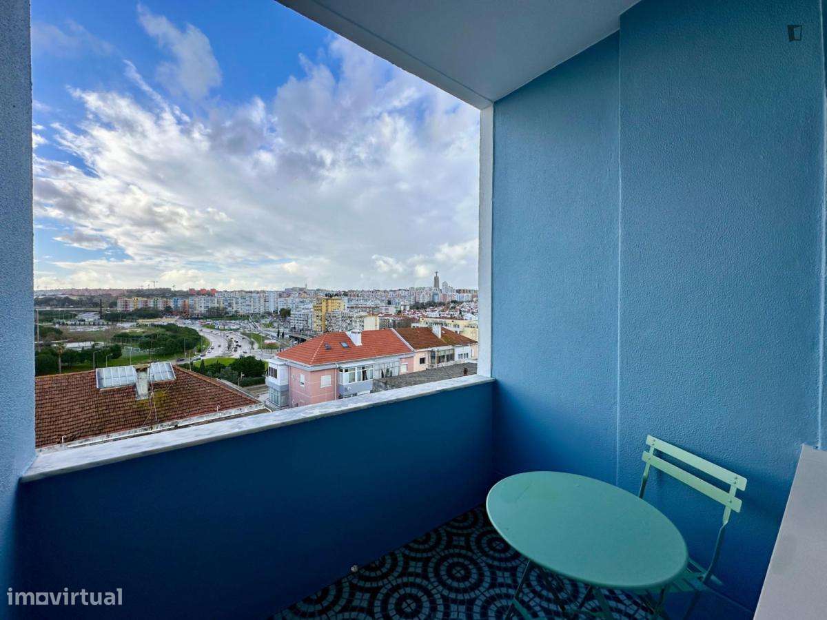 Quarto - localizado em Almada Lisbon - Grande imagem: 3/8