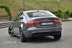 Jaguar XF 2.0 i4D AWD R-Sport - 8