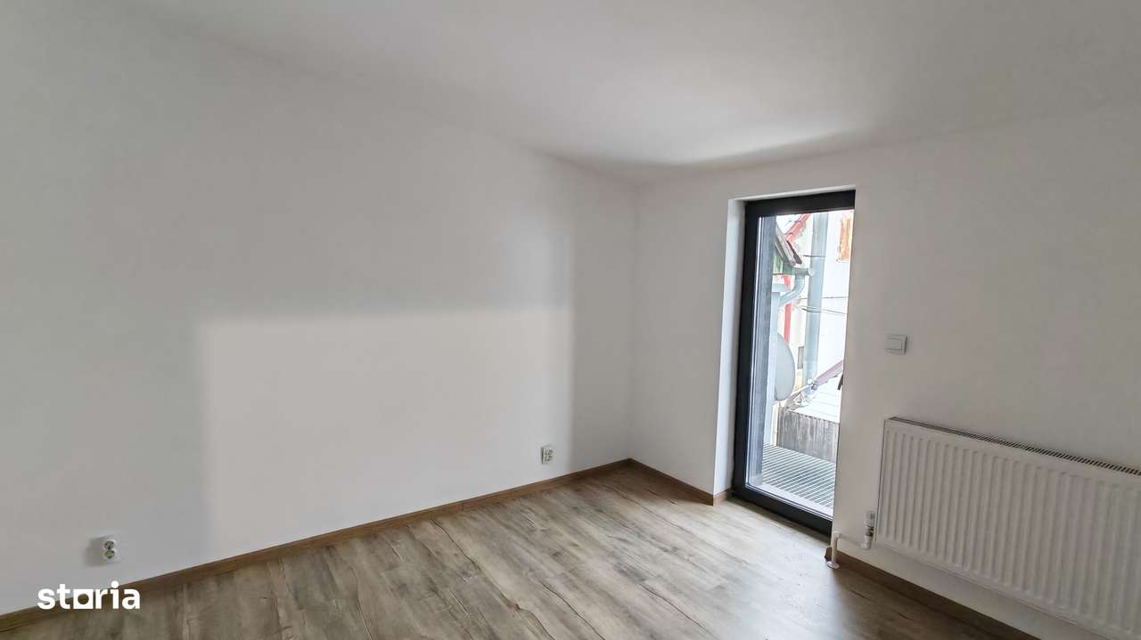 COMISION O.Casa P+E, 4 camere , ASTRA Carpatilor -LIDL- curte comuna.-7