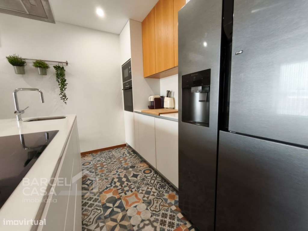 Oportunidade Única: Moradia T3 Térrea Semi-Nova em Manhente!-7