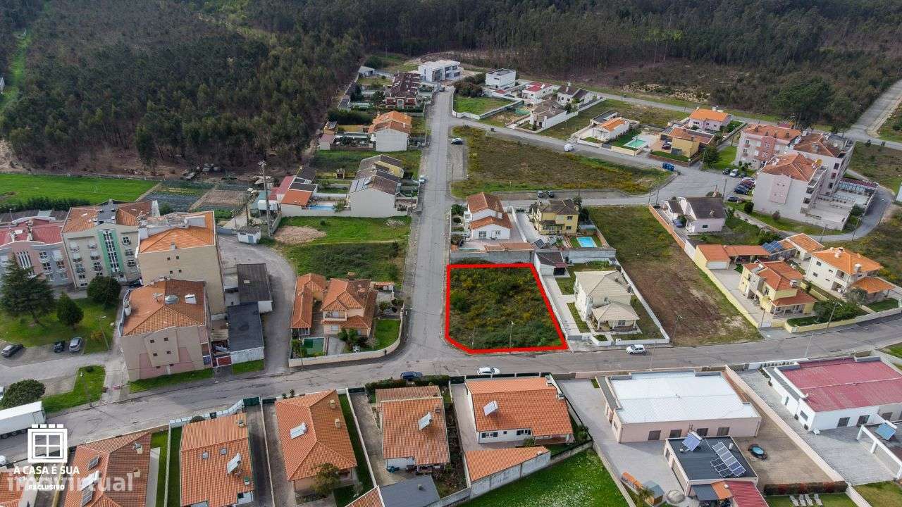 Lote de duas frentes para construção no Sargaçal, Válega - Exclusivo - Grande imagem: 2/12