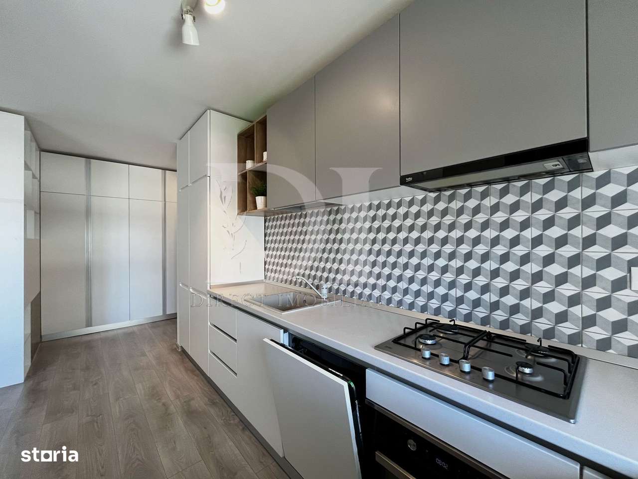 Apartament cu 2 camere semidecomandat , 57 mp, în zona BMW - Imagine principală: 4/16