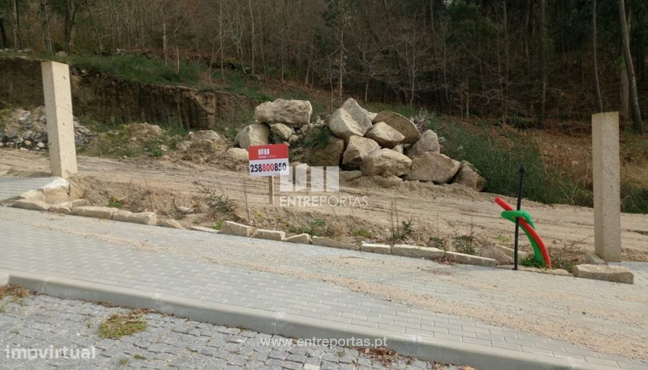 Venda de Lote, Deocriste, Viana do Castelo - Grande imagem: 1/30