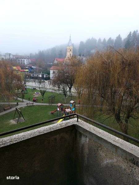 Vand apartament iubitorilor de schi si munte - Imagine principală: 5/8