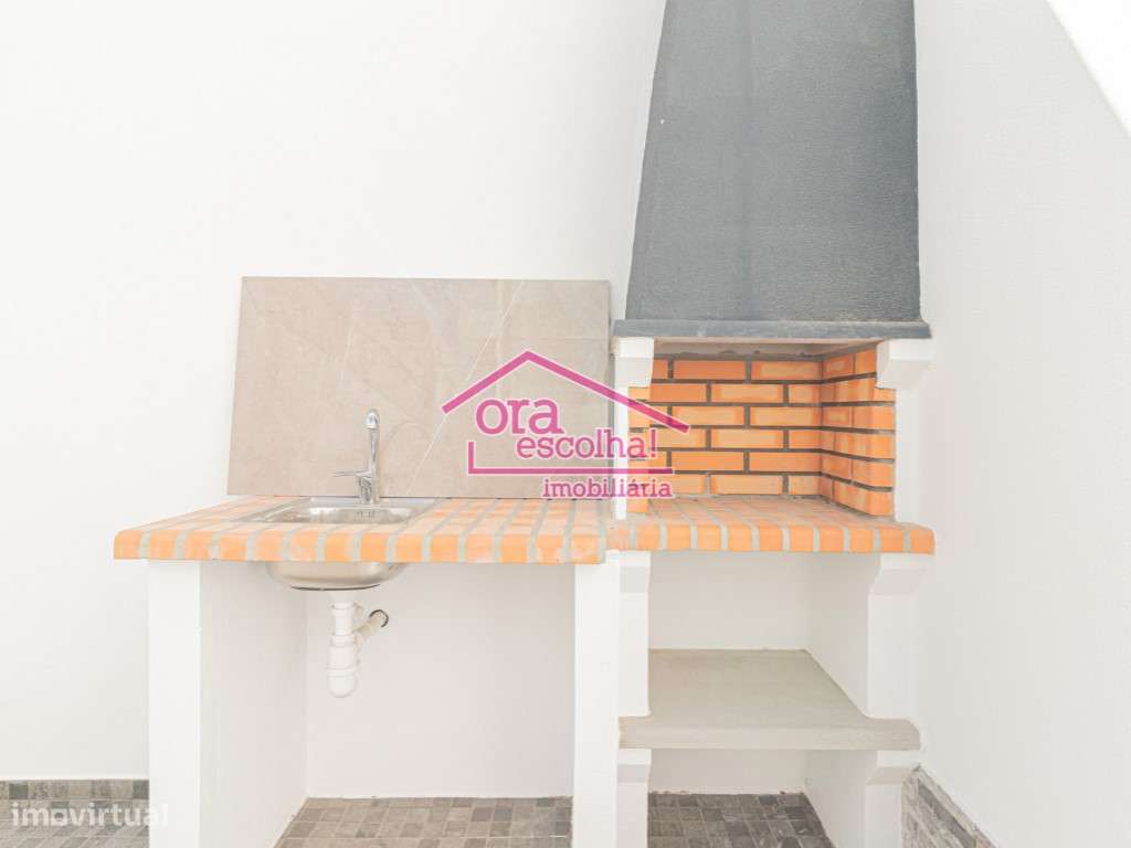 Moradia Geminada NOVA T3 em Fernão Ferro! - Grande imagem: 4/21