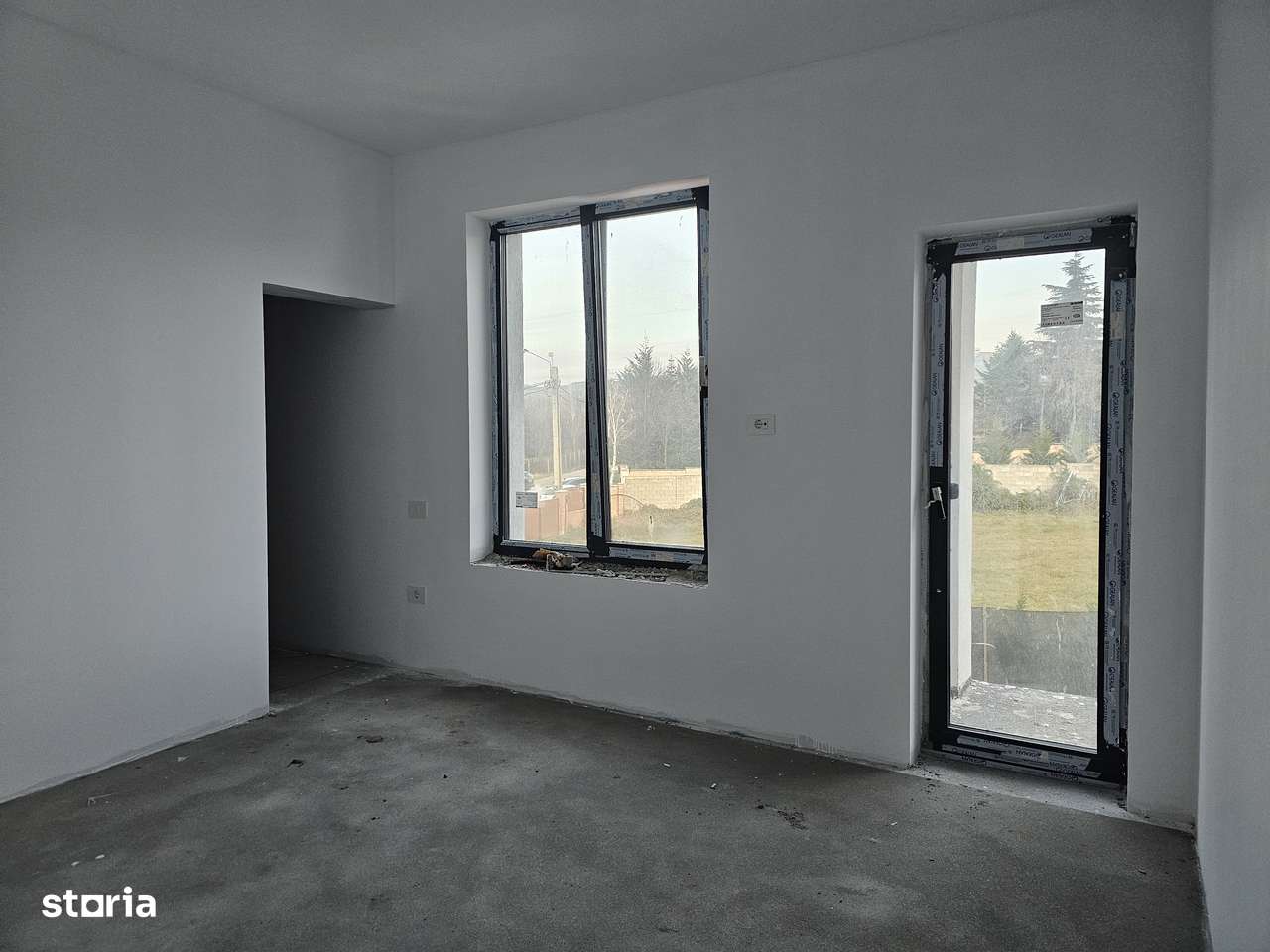 Casa noua de vanzare la4min de mag Crisul Oradea-5