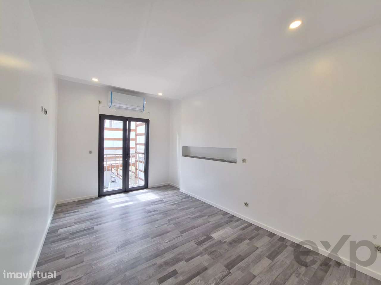 Casa nova, 2 quartos, amplo pátio, centro de Alvor-39