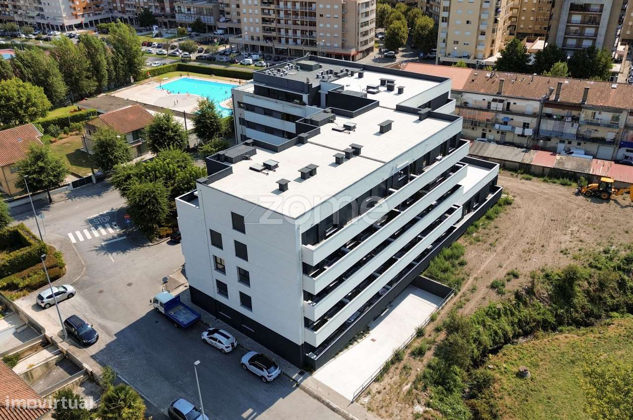 Apartamento T3 Novo No Centro Da Povoa De Lanhoso